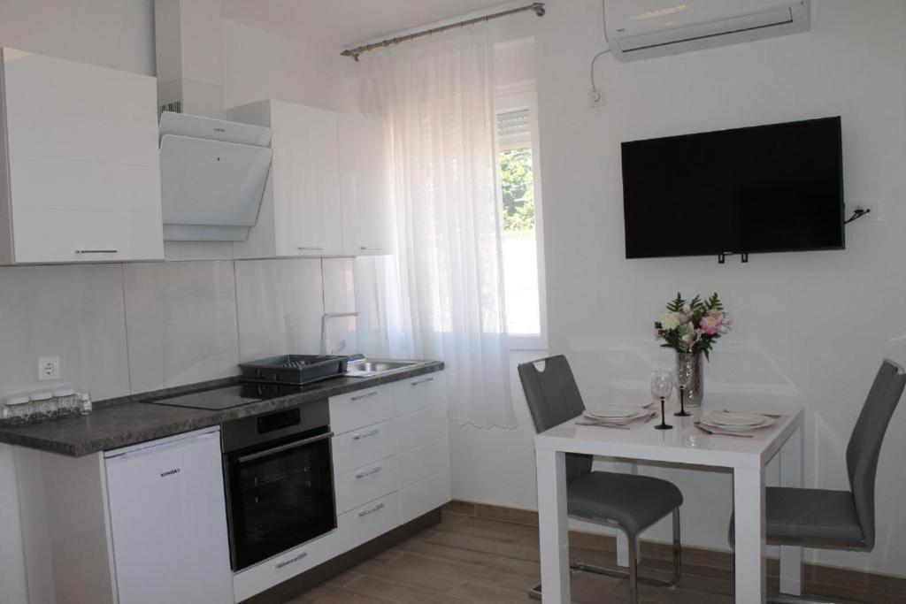 Jeta 2 Studio & Rooms Zadar Eksteriør billede